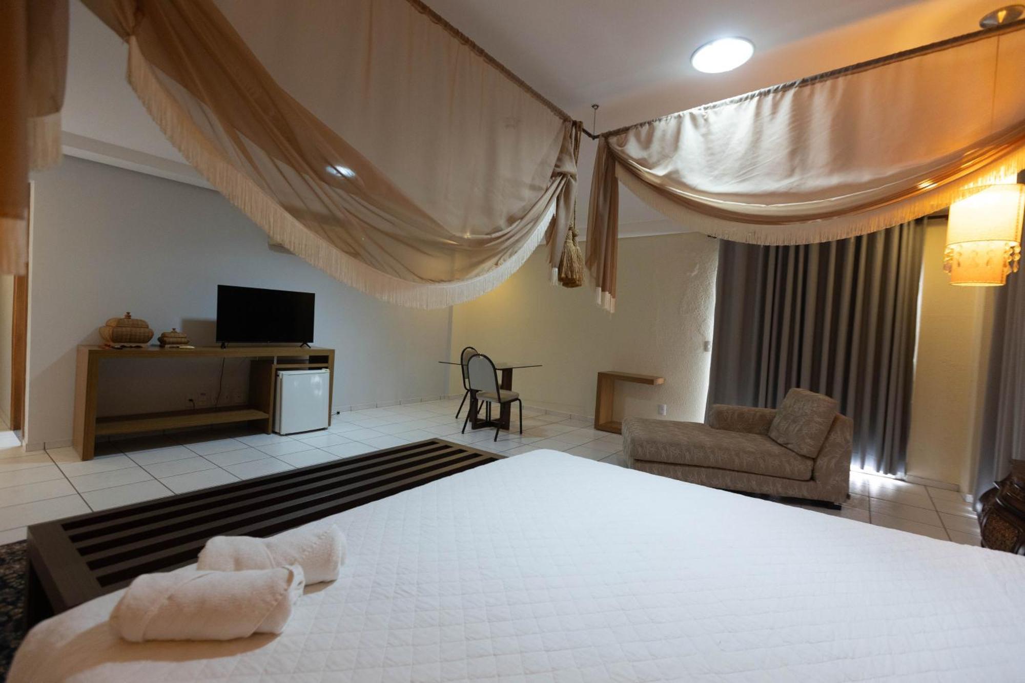 Hits Pantanal Hotel Aeroporto Várzea Grande 외부 사진