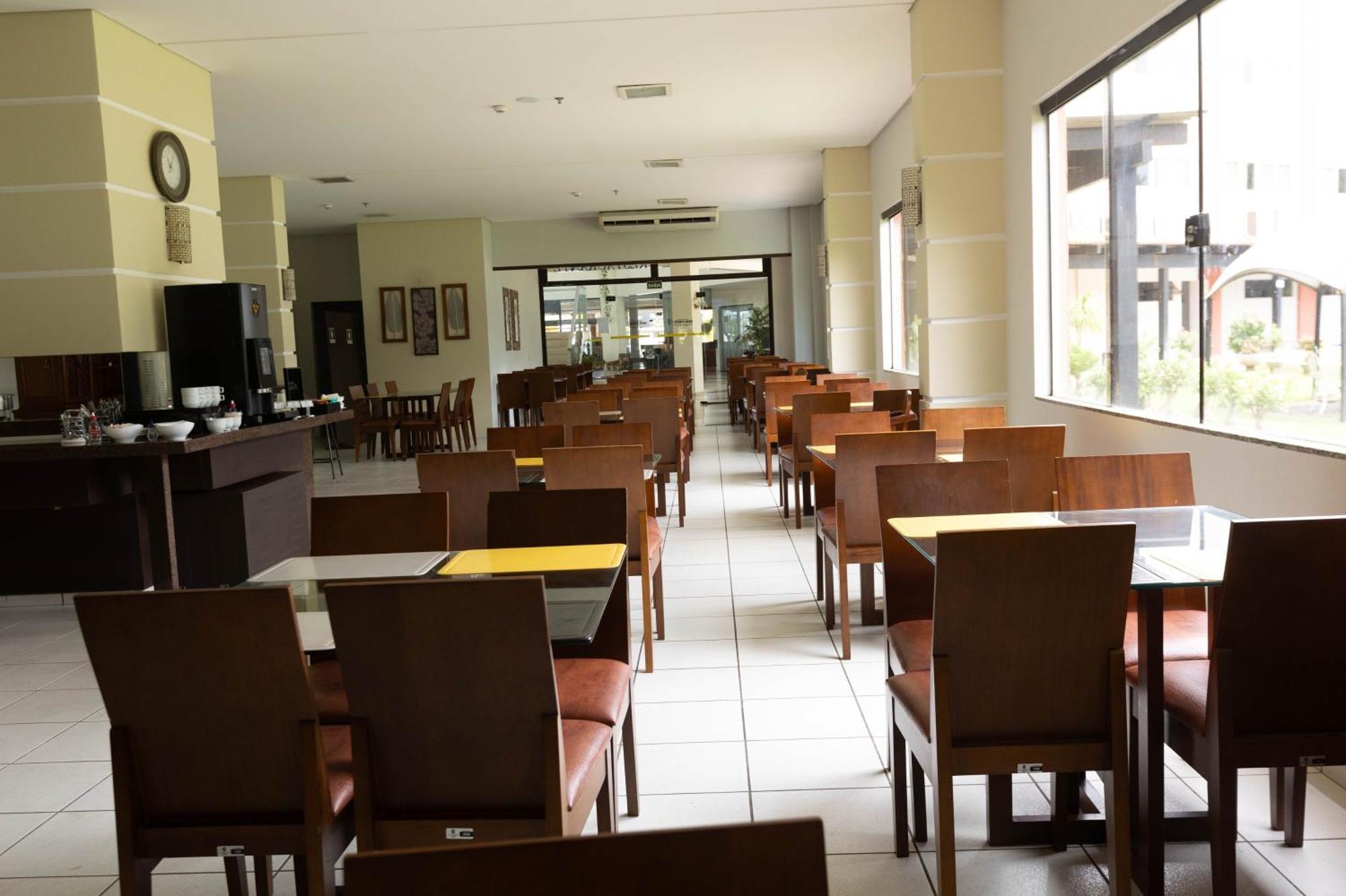 Hits Pantanal Hotel Aeroporto Várzea Grande 외부 사진