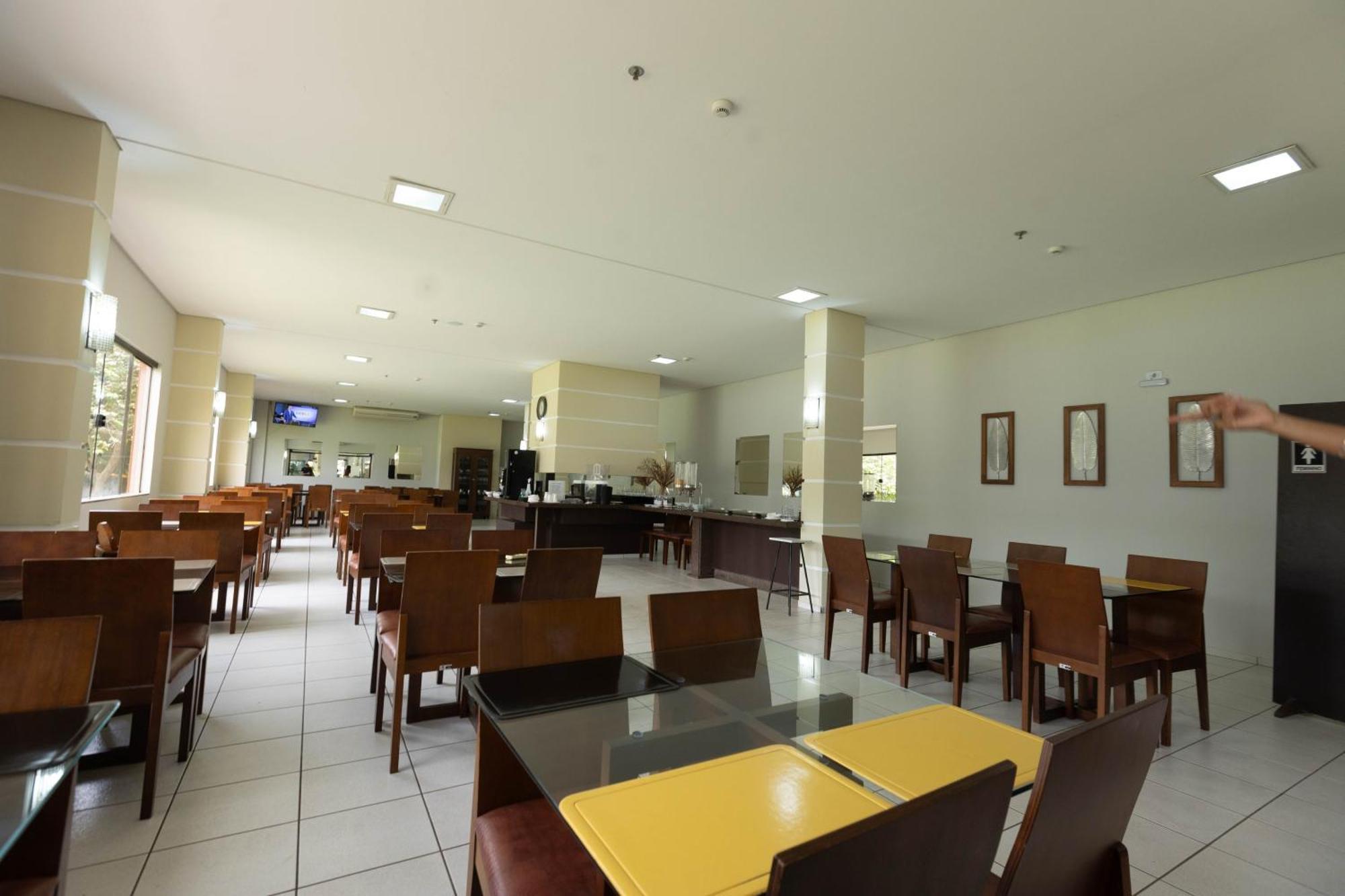 Hits Pantanal Hotel Aeroporto Várzea Grande 외부 사진